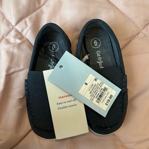 Cat & jack toddler shoes size 6